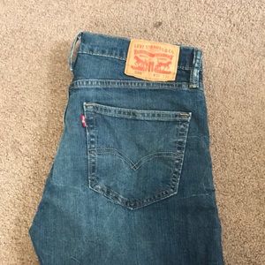 Levi’s Jeans